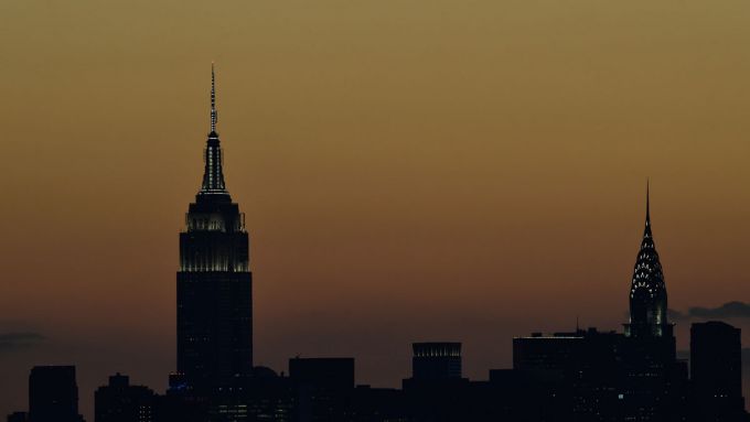  Empire State Building   (²)