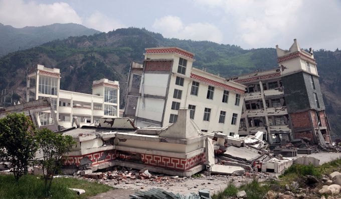 Наслідки страшного землетрусу в Еквадорі (ФОТО)