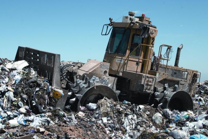 landfill_compactor.jpg (75.27 Kb)