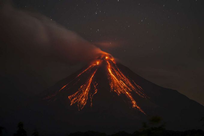 volcan_colima2.jpg (18.35 Kb)
